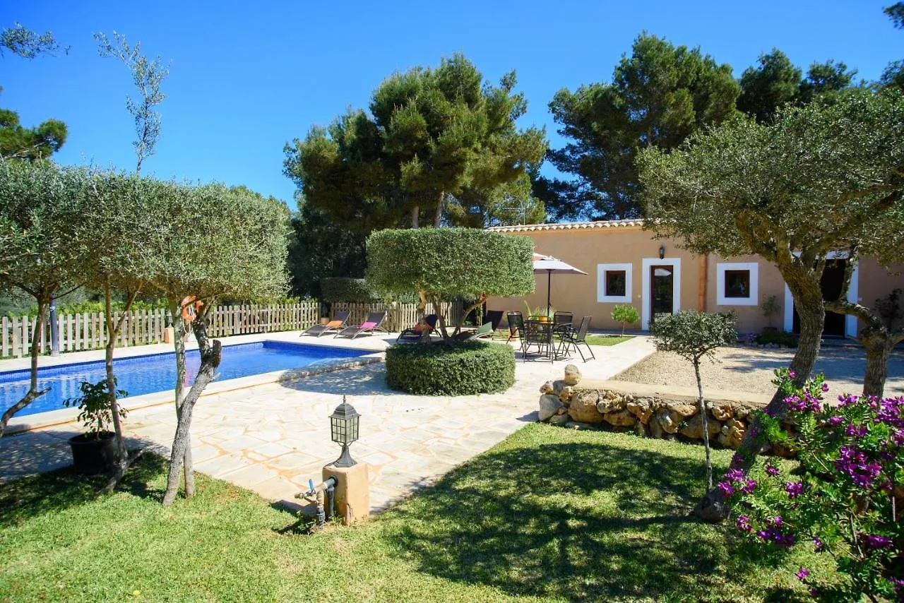 Finca Naveta Cala Ferrera  Spain